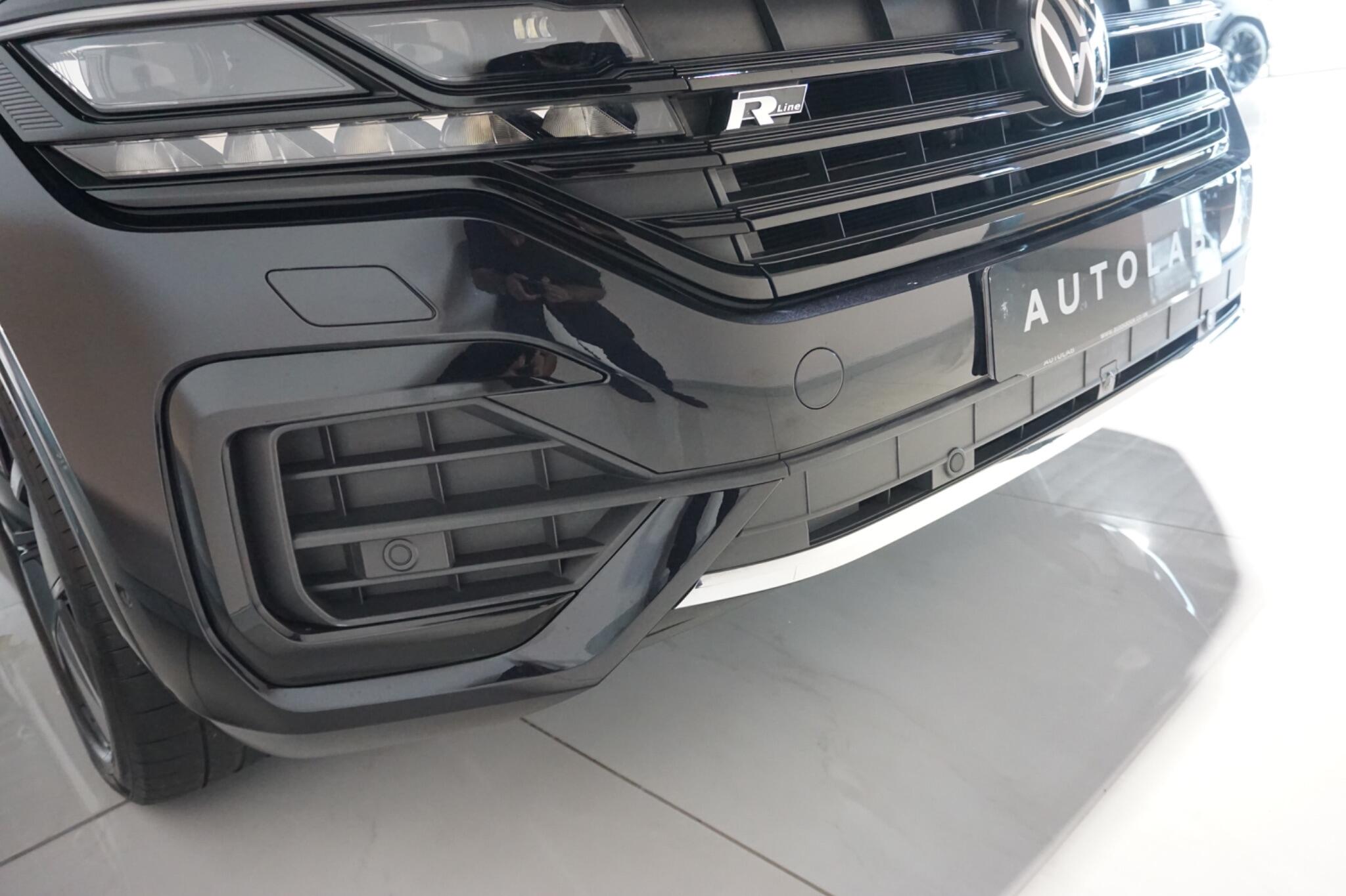 Volkswagen Touareg 3.0 TDI V6 Black Edition SUV 5dr Diesel Tiptronic 4Motion Euro 6 (s/s) (286 ps)